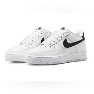 Nike Air Force One "PANDA" white With Black Swoosh/ New In Box W sz 7.5/ 6y